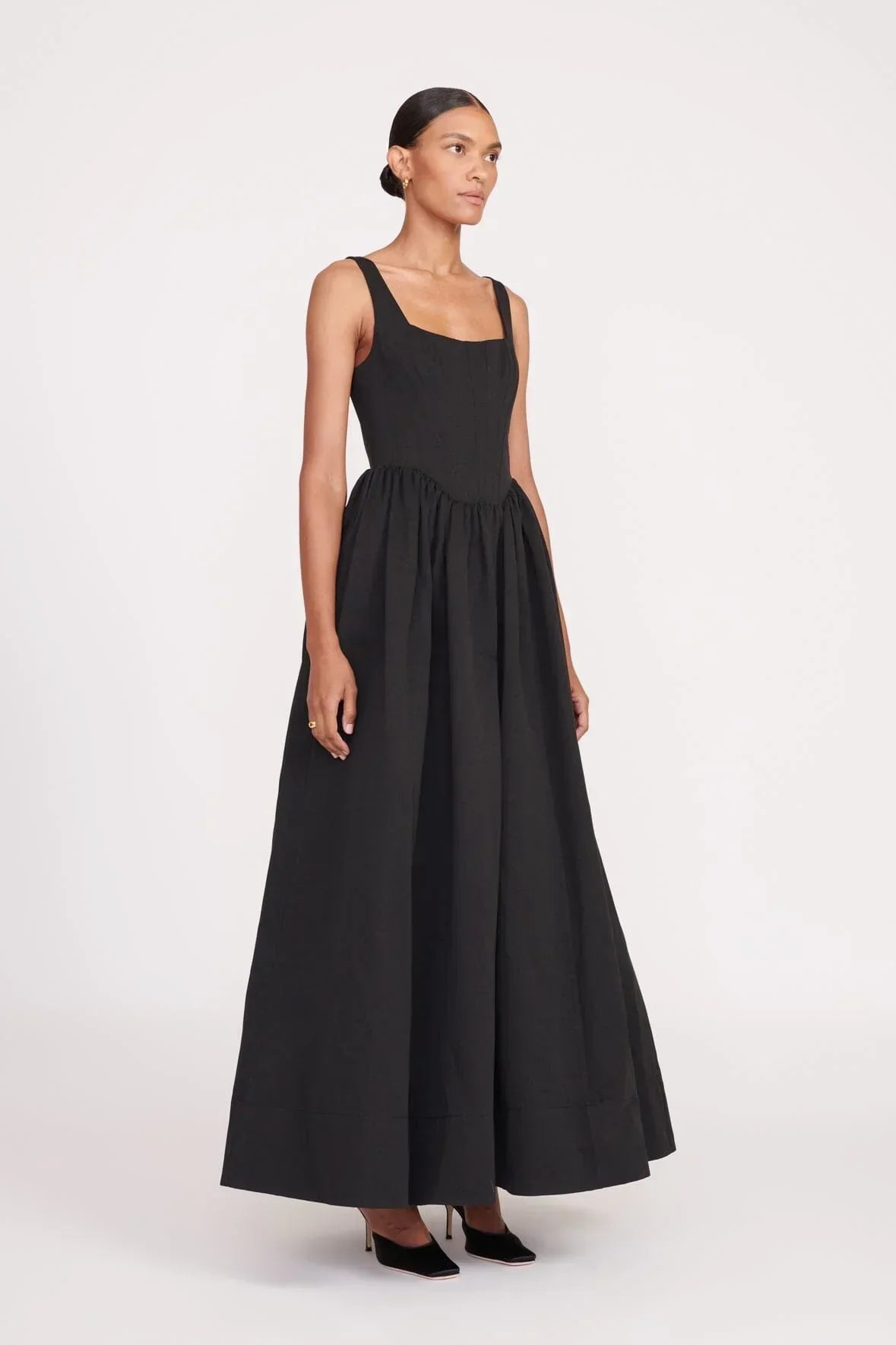 Noir Chic | Maxi Dress